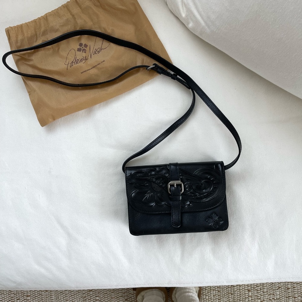 Patricia Nash Tooled Torri Crossbody bag